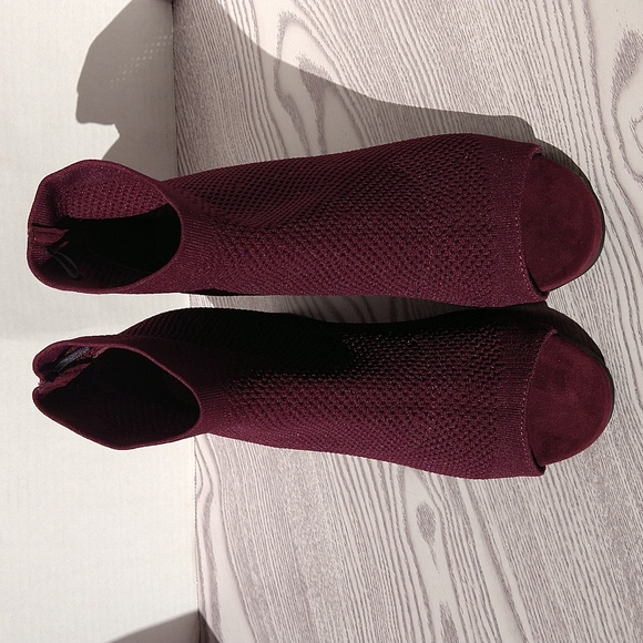 Peep Toe knit Elastic Sock Ankle heel Booties size 10 - Picture 3 of 10